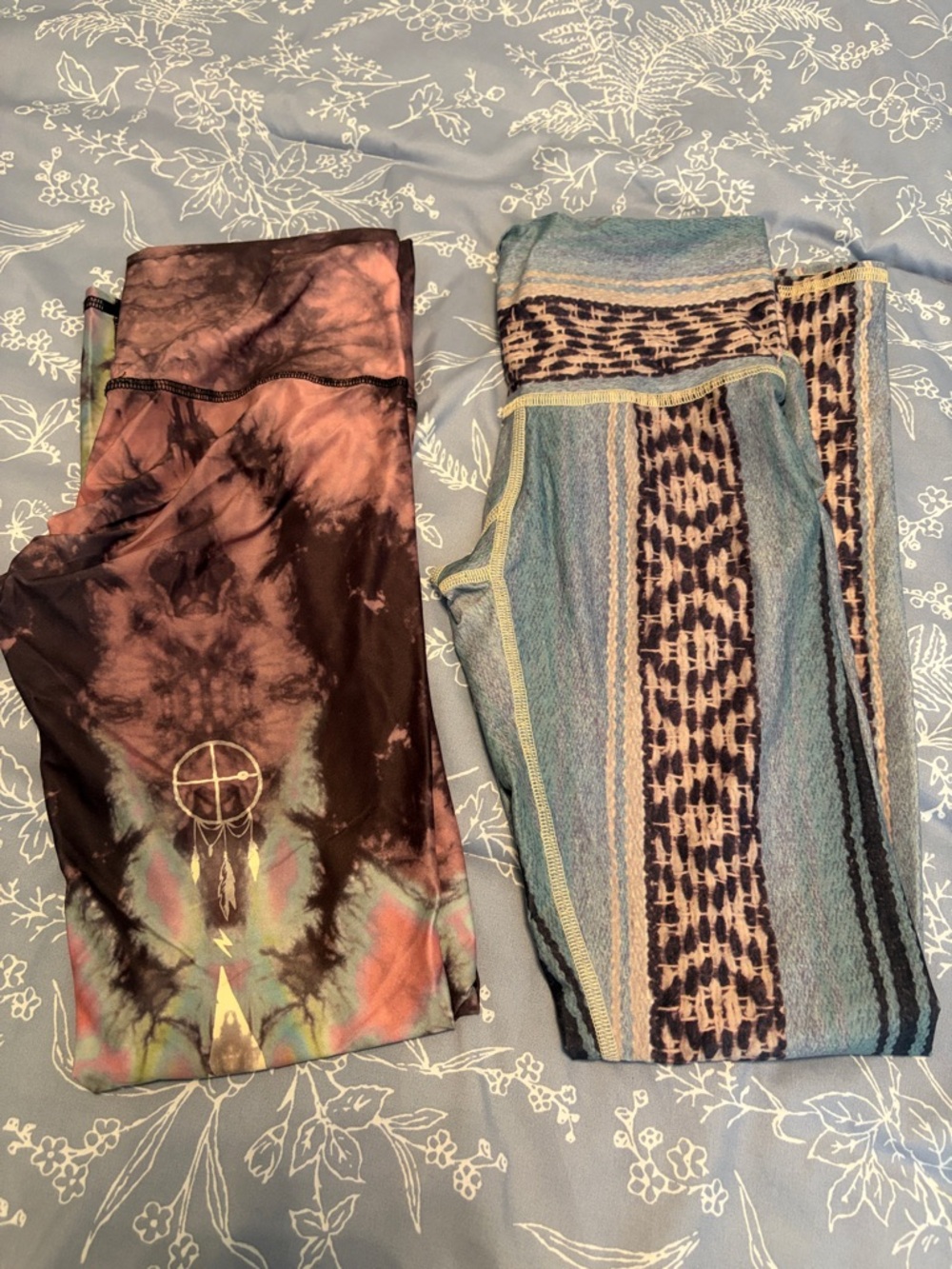 teeki legging bundle size small.
